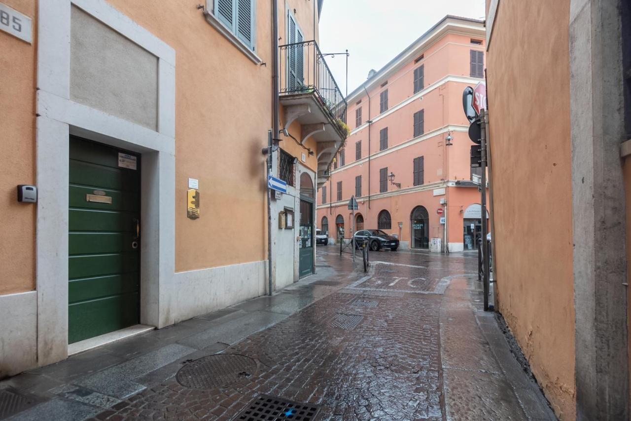 Trilocale Rua Sovera 85 - F&L Aparment Brescia Exterior photo