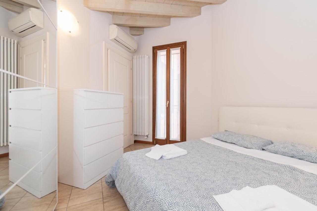 Trilocale Rua Sovera 85 - F&L Aparment Brescia Exterior photo